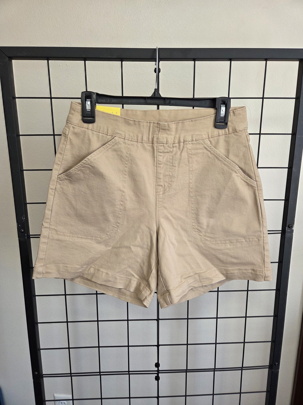 NWT Womens Tan Shorts, Elastic Waist, Front Pockets